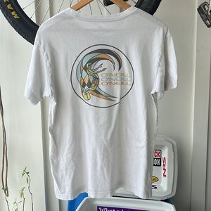 O’NEILL White T-Shirt, Size Medium